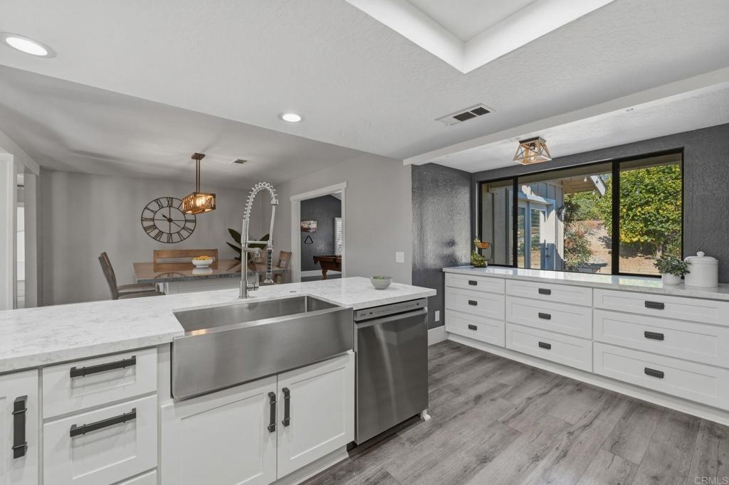 929 Pepper Tree Lane, Fallbrook, CA 92028 — photo 2