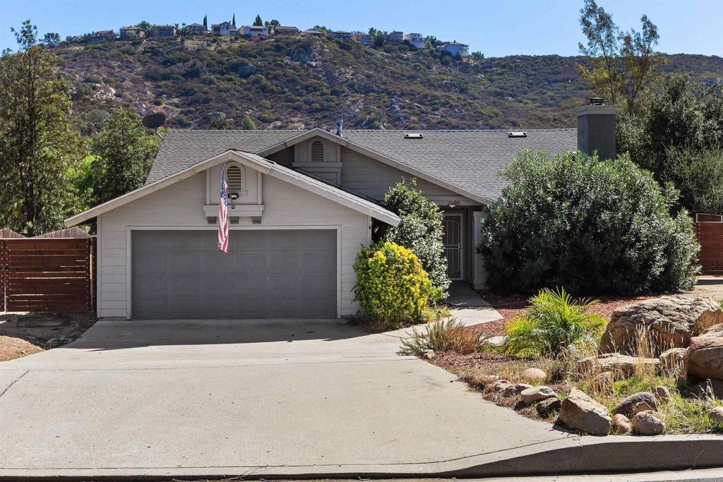 23419 Glenn Ellen Way — photo