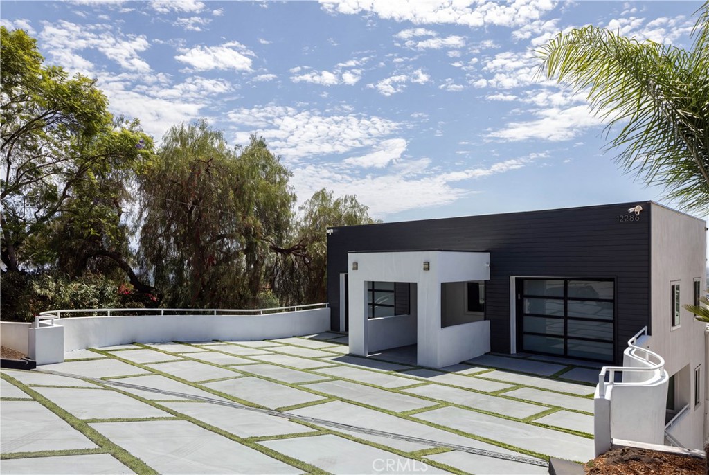 12286 Circula Panorama — photo