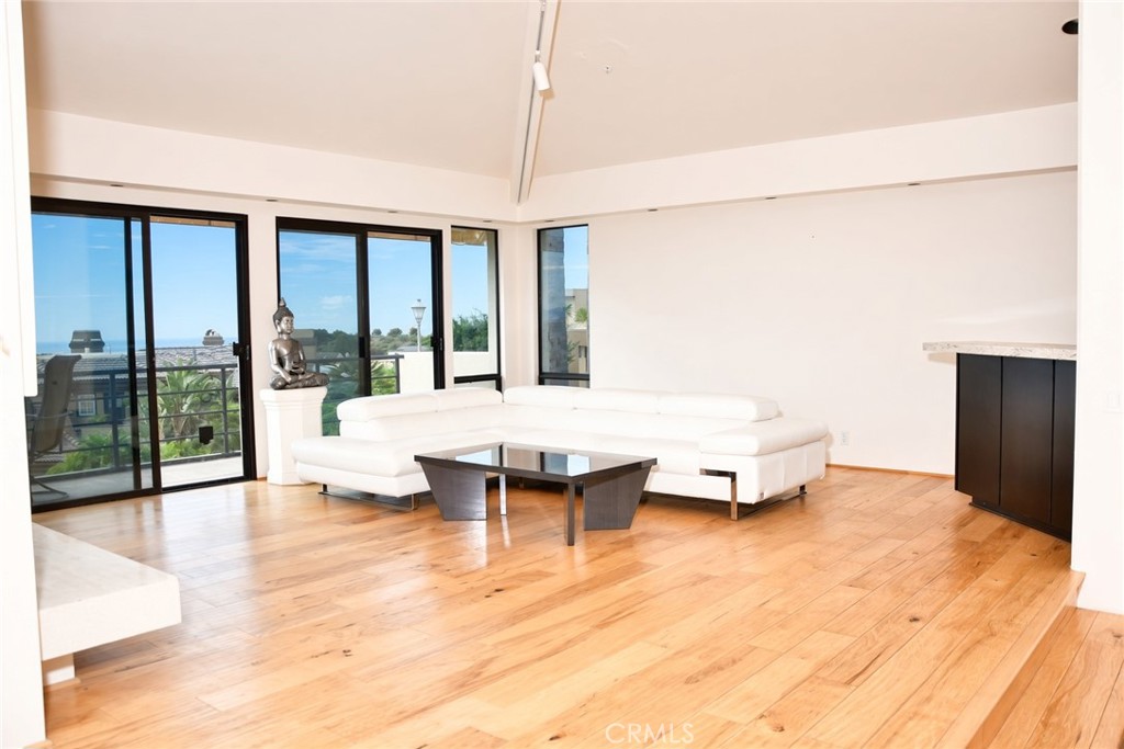85 Marbella — photo