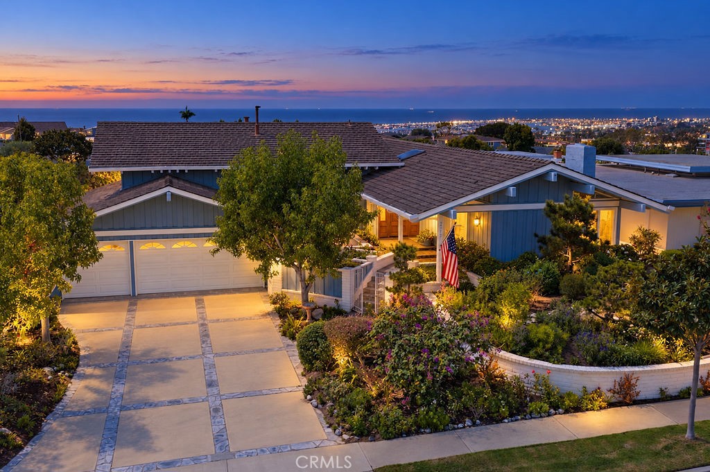 2715 Island View Drive — photo