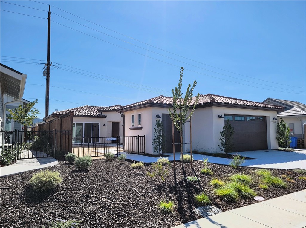 2203 Chardonnay Lane — photo