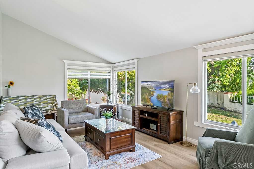 1427 Pecan Grove Drive — photo