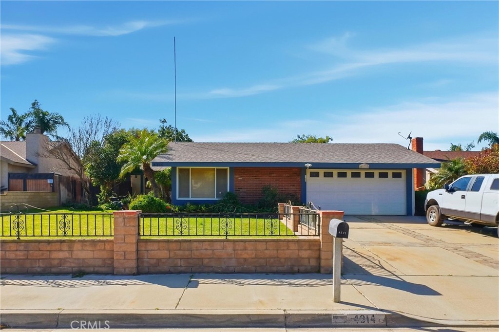 4314 Baggett Drive — photo
