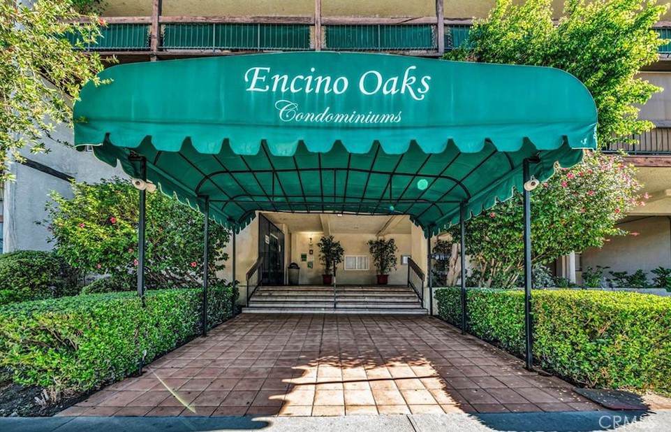 5460 White Oak G101 — photo