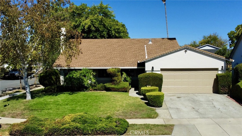 227 Burning Tree Drive — photo