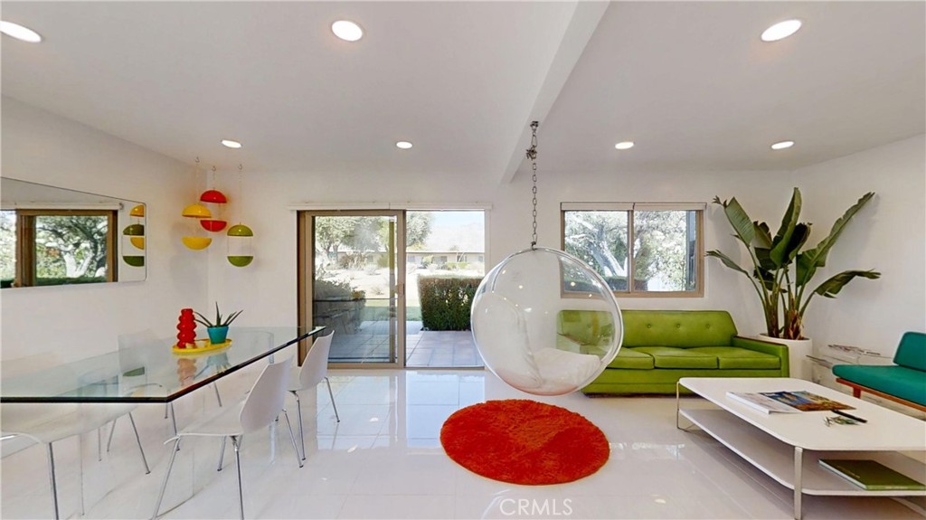 3195 Club Circle W — photo