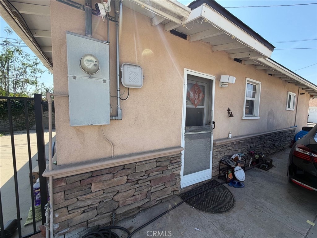 4325 Bannister — photo