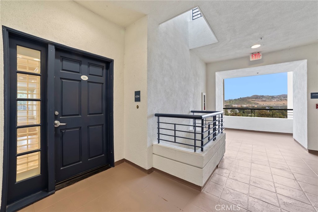 25422 Sea Bluffs Drive 204 — photo