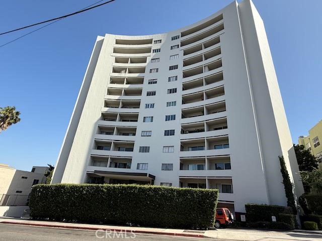 7250 Franklin 1111 — photo