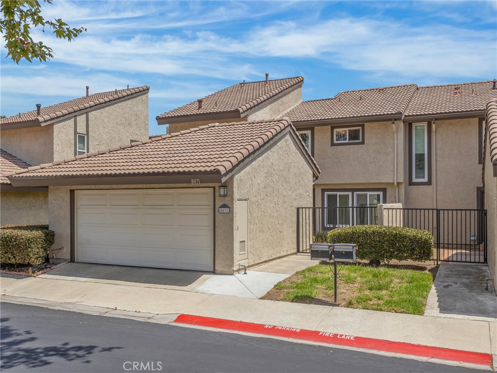 8471 Basin Circle — photo