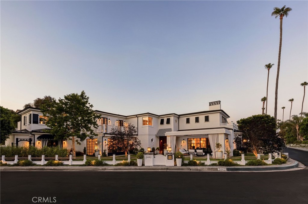 2442 Marino Dr — photo