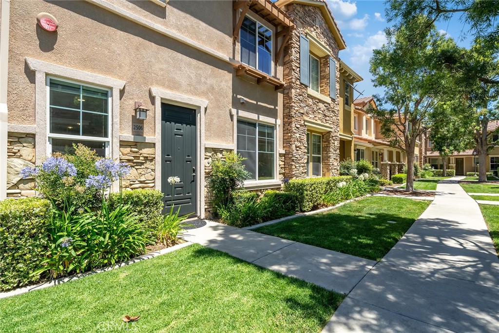 30505 Canyon Hills Road 2506 — photo