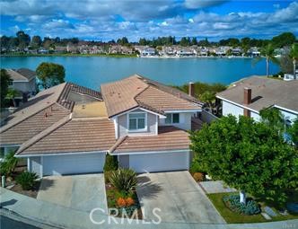 70 Fairlake — photo