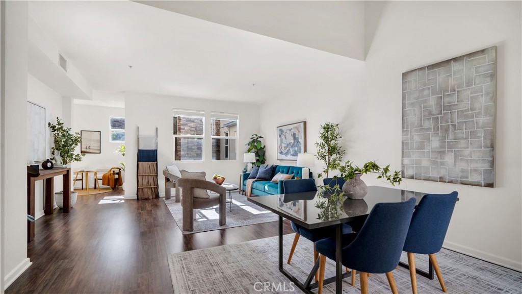 247 E Jeanette — photo