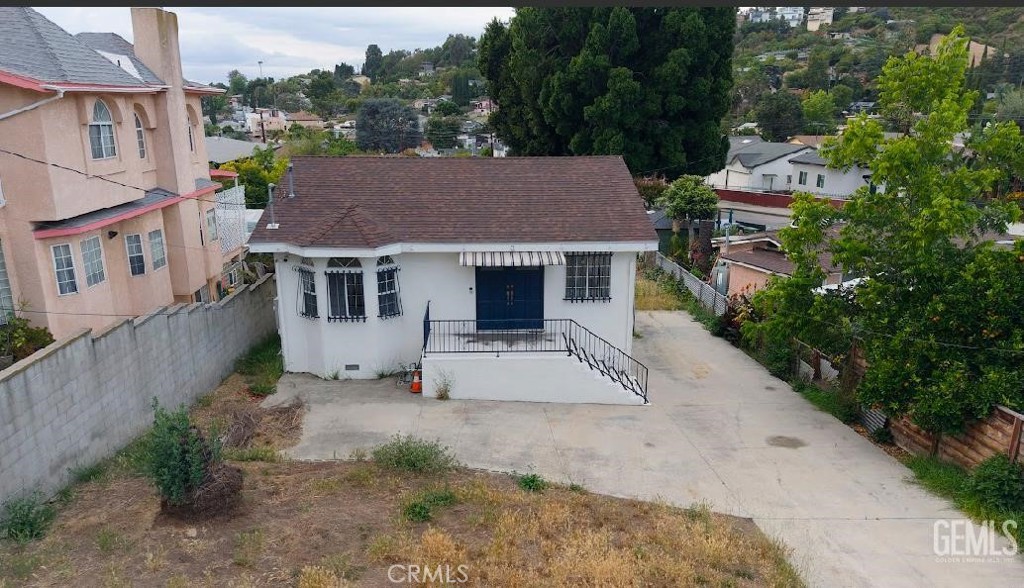 3391 Scarboro — photo