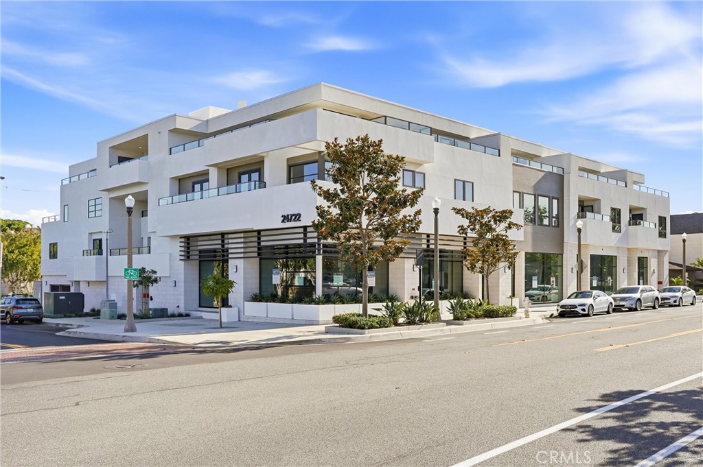 24722 Del Prado 201 — photo
