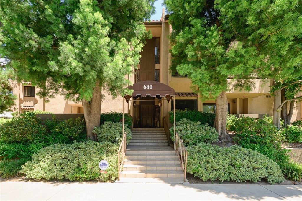 640 S Lake 203 — photo
