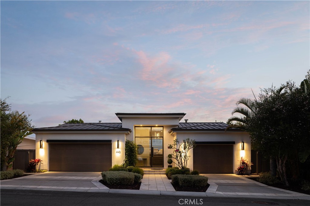 448 Serra Drive — photo