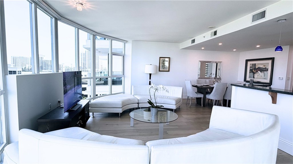 3141 Michelson Unit 808 — photo