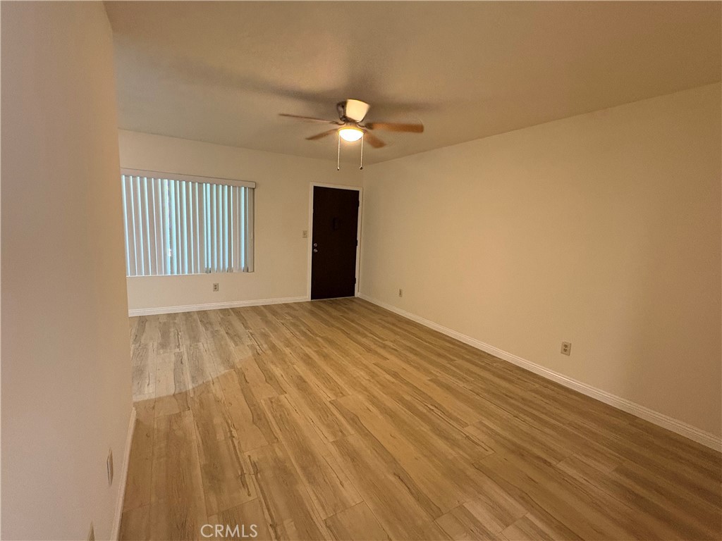 1330 W Lambert 125 — photo