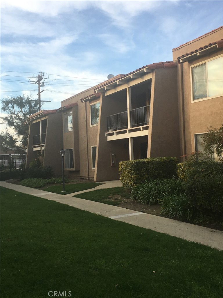 13722 Red Hill 14 — photo
