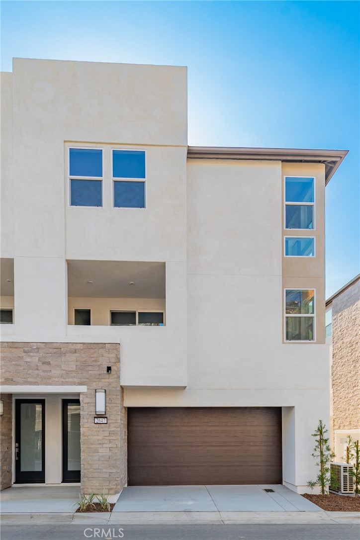 2647 Everly Dr — photo