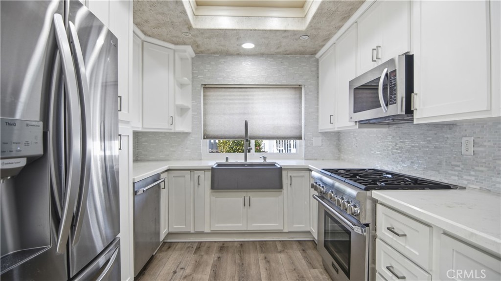 24092 Hurst Drive — photo