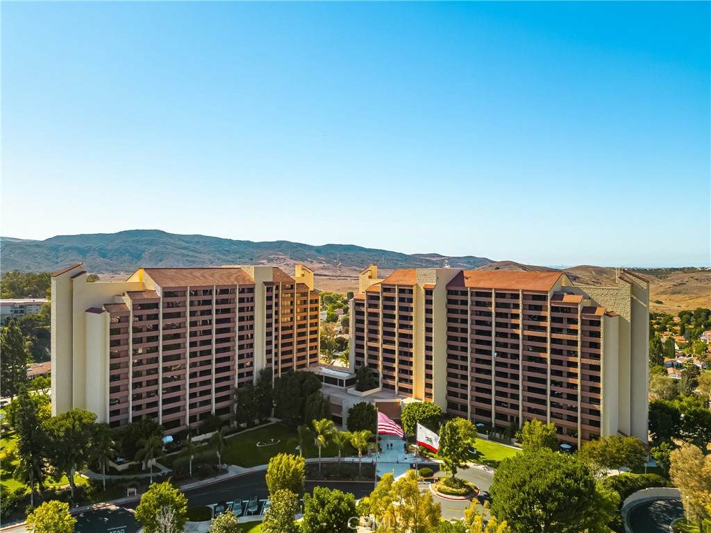 24055 Paseo Del Lago 654 — photo