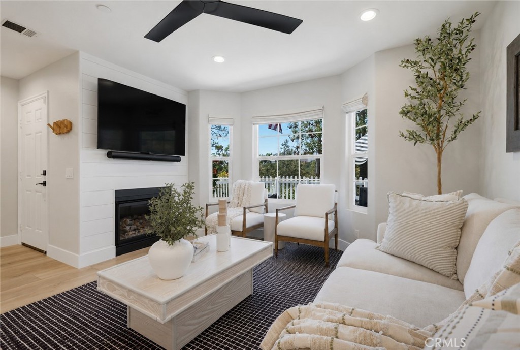 3 Three Vines Court — photo