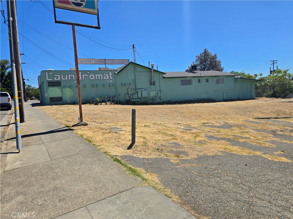 2626 Myers — photo