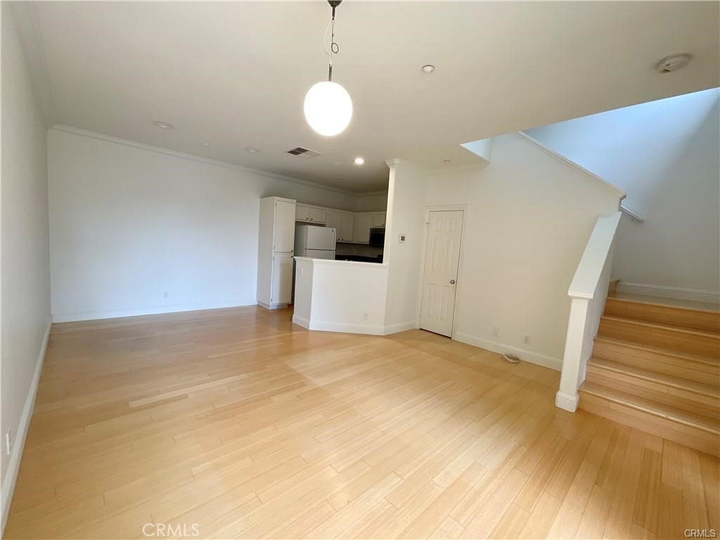 511 Birch Grove — photo