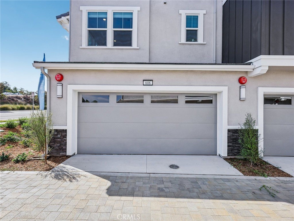 608 Lotus Drive — photo
