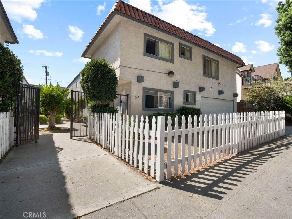 7243 Milton 5 — photo