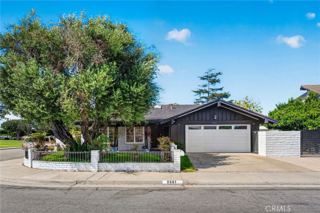 8661 Brookside Drive — photo