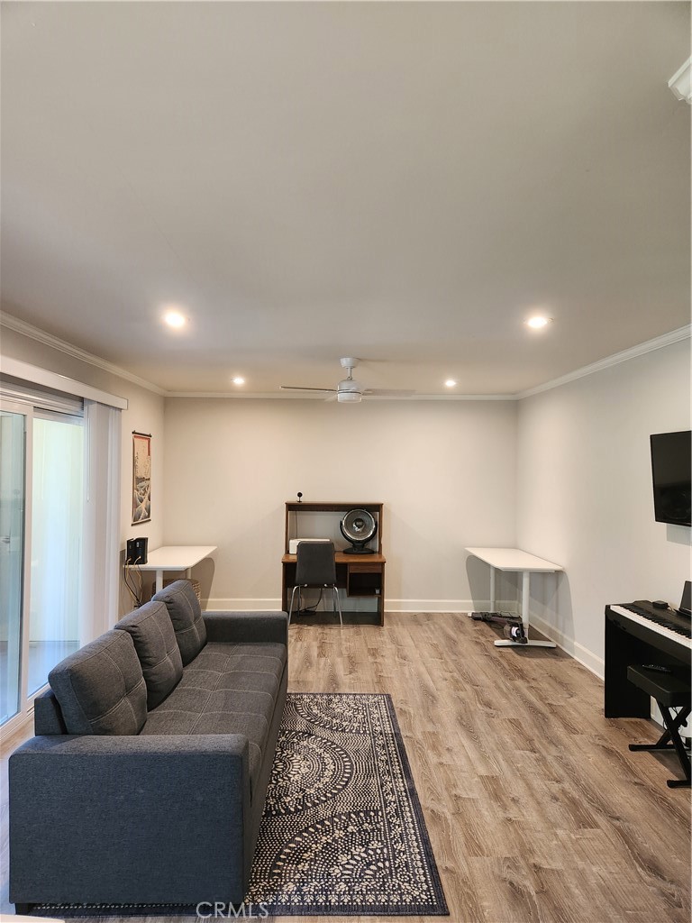 8515 Villa La Jolla F — photo