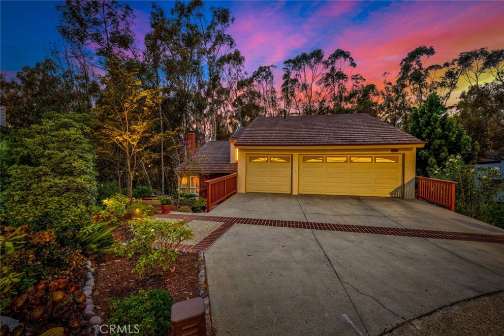 22431 Forest Hill — photo