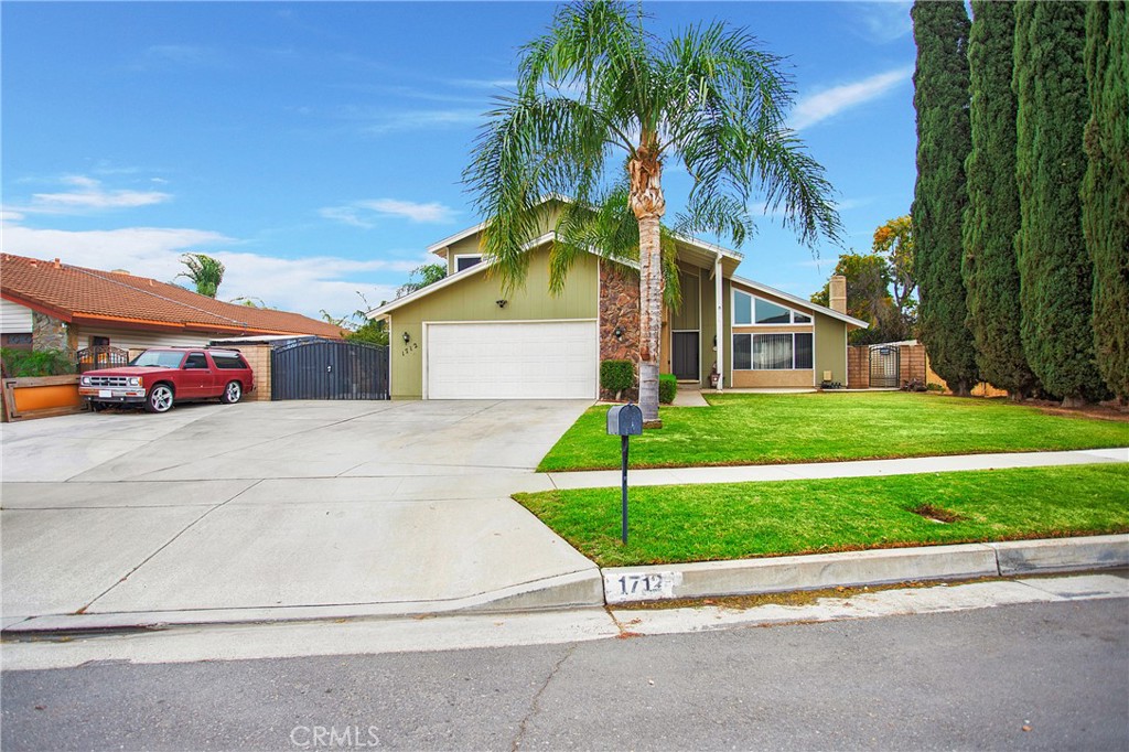 1712 Melrose Drive — photo