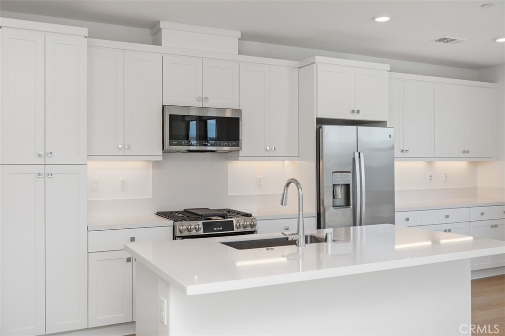 1200 Lasso Way 301 — photo
