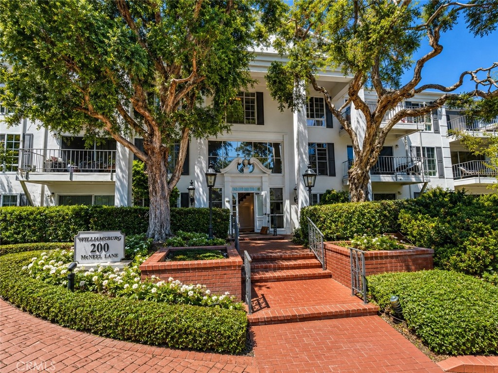200 Mcneil 110 — photo