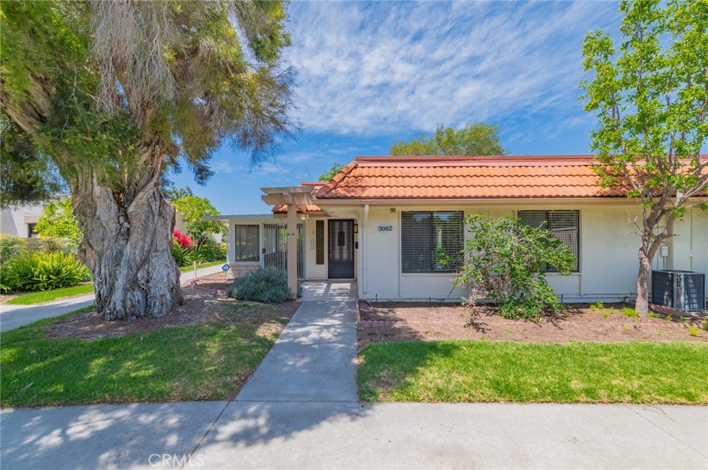 3062 S Via Serena S D — photo