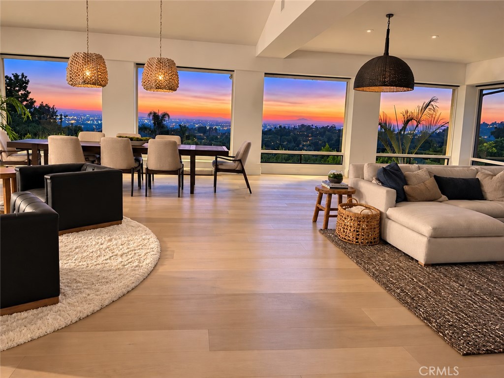 10491 Ridgeway Drive — photo