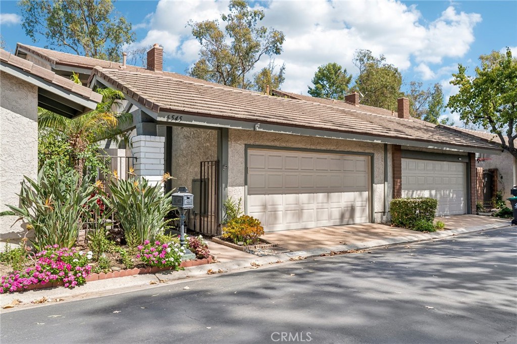 6545 E Paseo Diego — photo