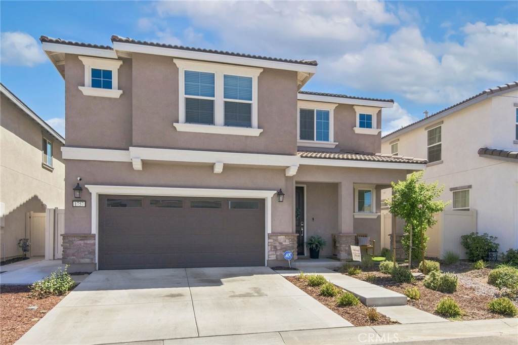 1757 Rose Lane — photo