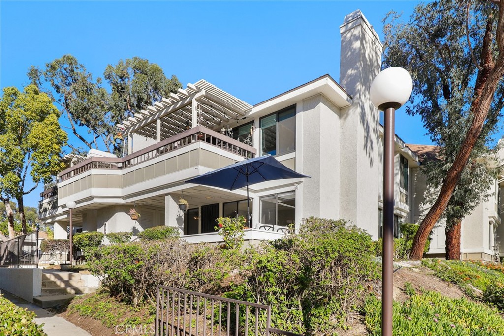 25701 View Pointe 8C — photo