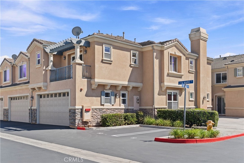 7244 Lisamarie Court — photo