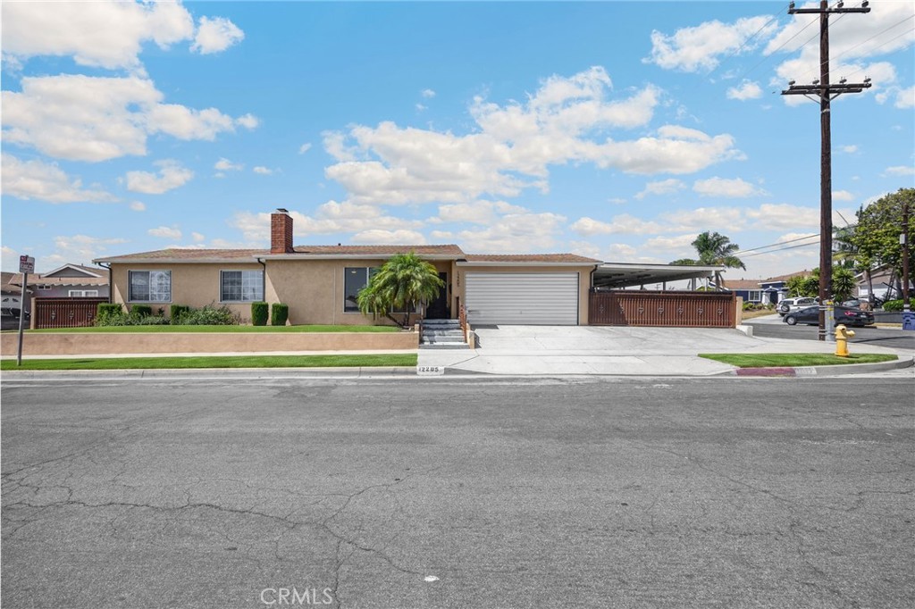 12205 S Halldale — photo