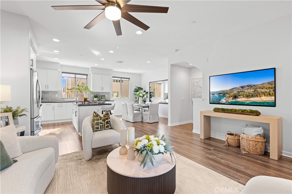 108 Cadence — photo
