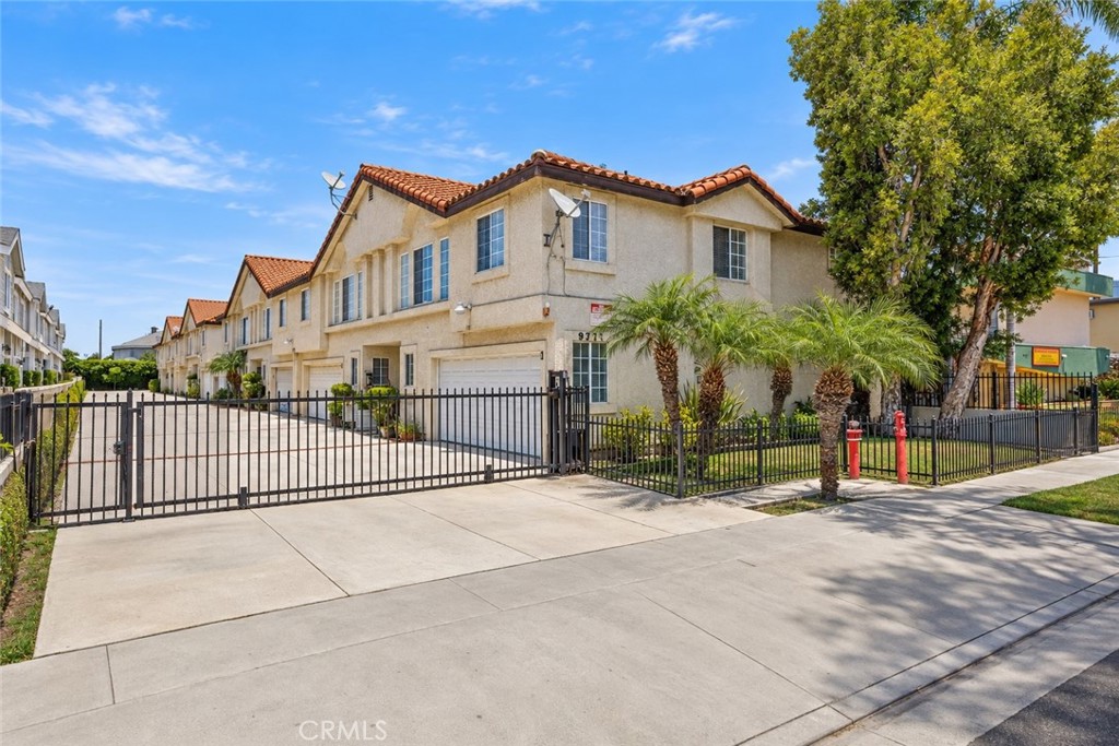 9333 Elm Vista Drive 4 — photo