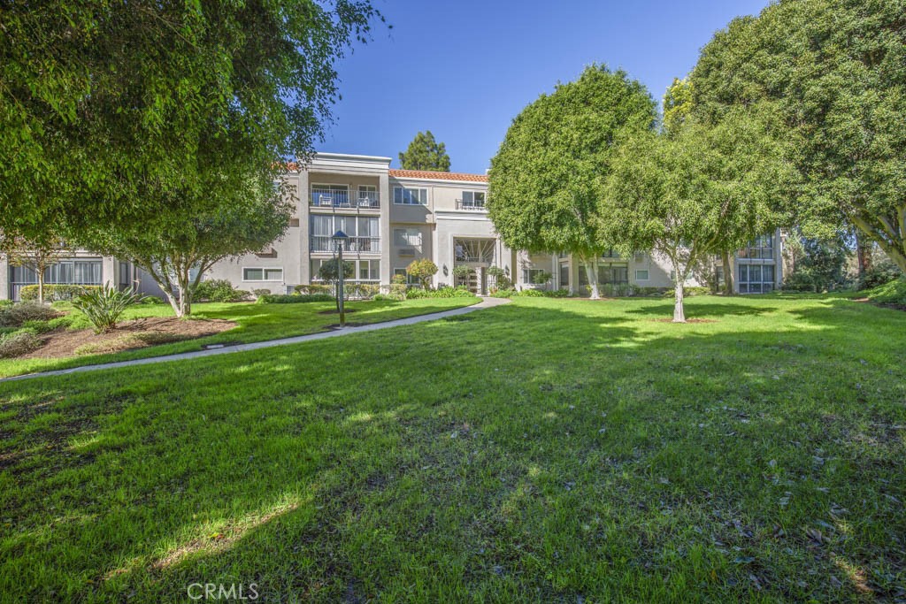 5499 Paseo Del Lago W 2D — photo